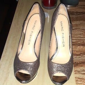 MARC FISHER GLITTERING HEELS EX